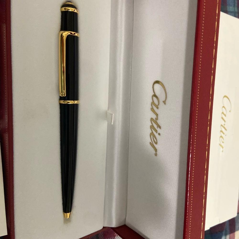 Cartier Black and Gold Writing Instrument - Picture 2 of 4